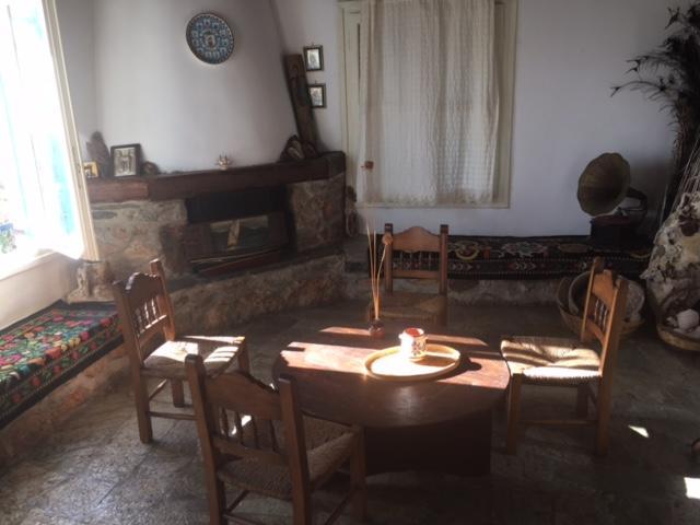 Aiolos Skála Esterno foto